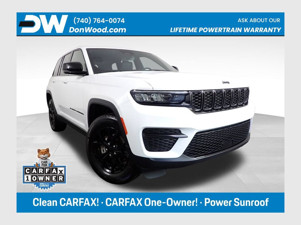 Used 2025 Jeep Grand Cherokee Altitude AWD/4WD image 1