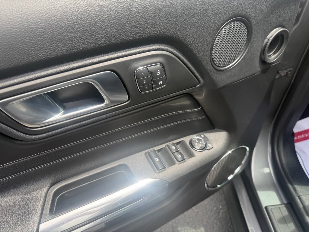 Used 2022 Ford Mustang GT Premium w/ GT Performance Package RWD image 19