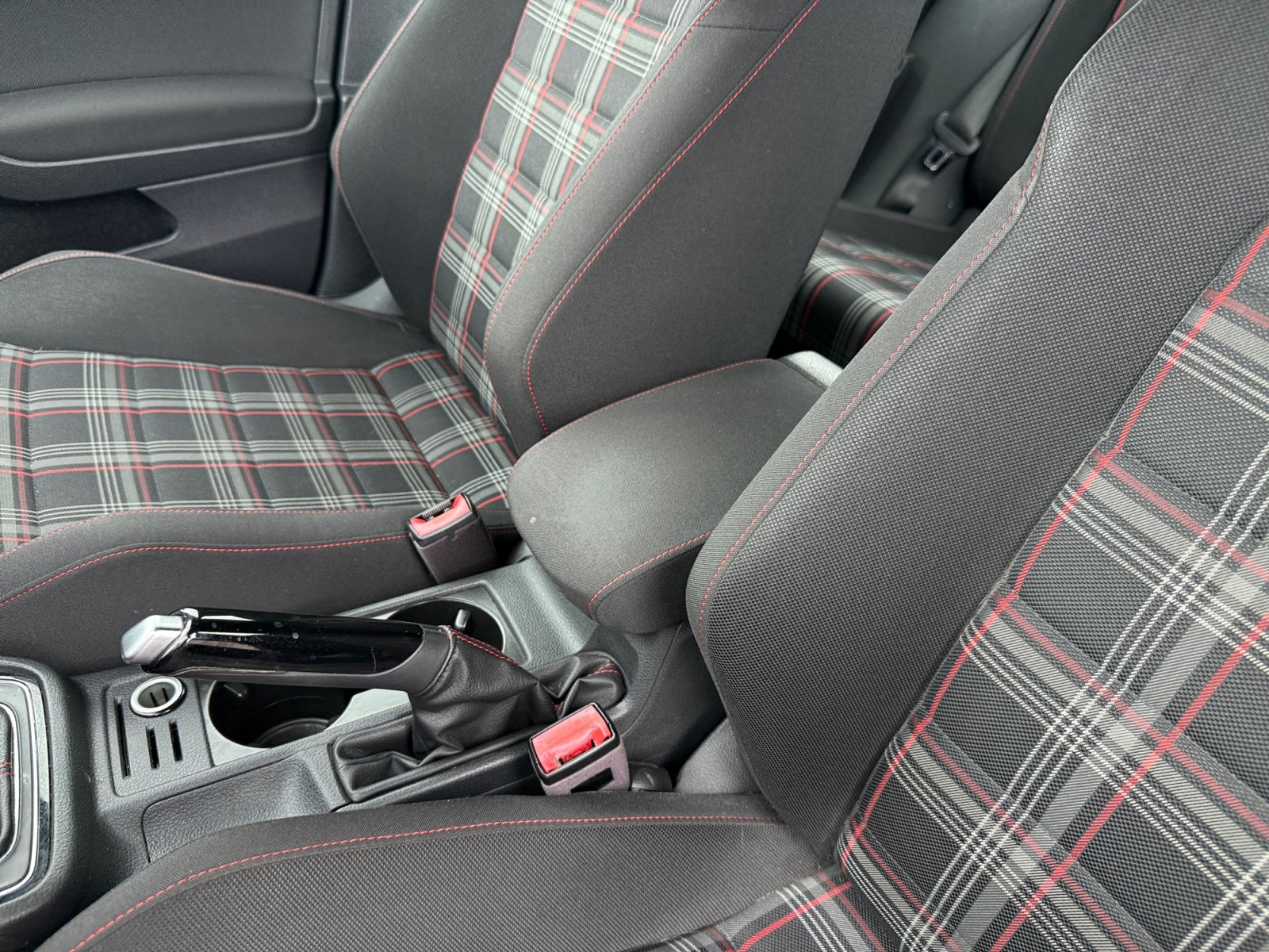 Used 2018 Volkswagen GTI S FWD image 14