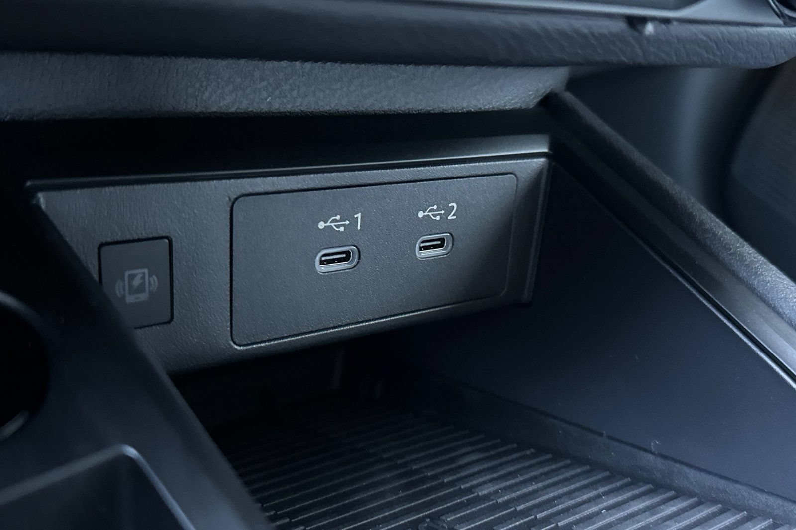 New 2026 Nissan Kicks SV AWD/4WD image 33