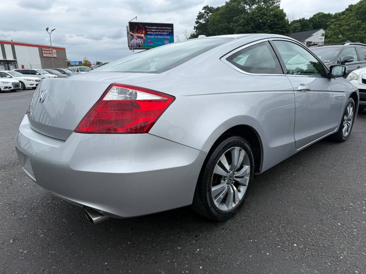 Used 2010 Honda Accord EX-L image 5