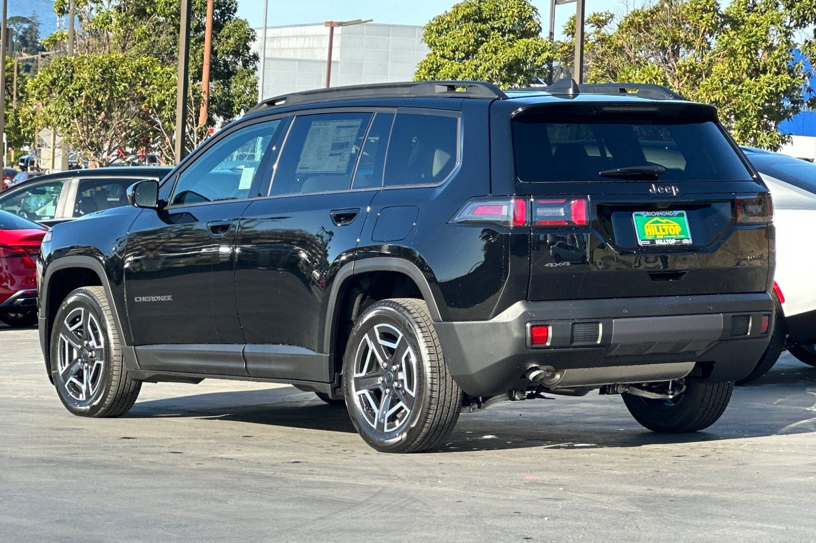 New 2026 Jeep Cherokee Laredo image 6