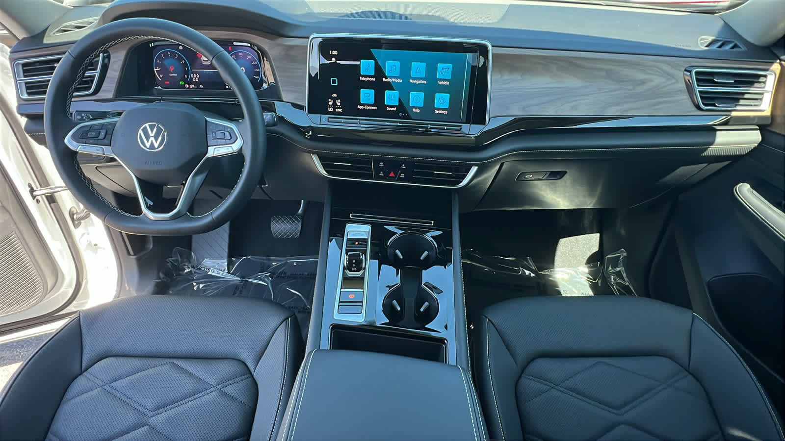 New 2026 Volkswagen Atlas SE image 26