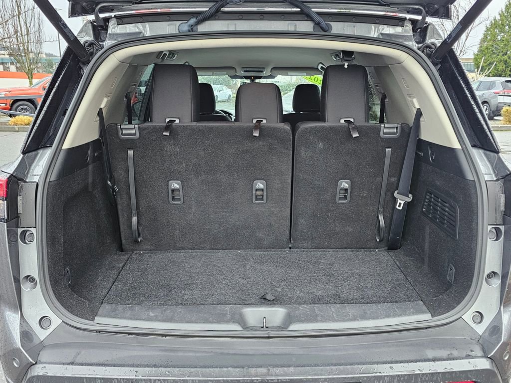 Certified 2025 Nissan Pathfinder SV AWD/4WD image 11