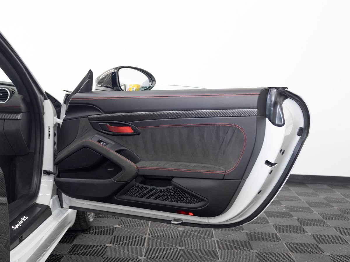 Certified 2024 Porsche 718 Boxster Spyder RS RWD image 26