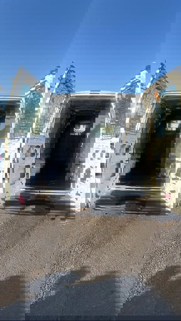 Used 2013 Ford E-150 and Econoline 150 image 6