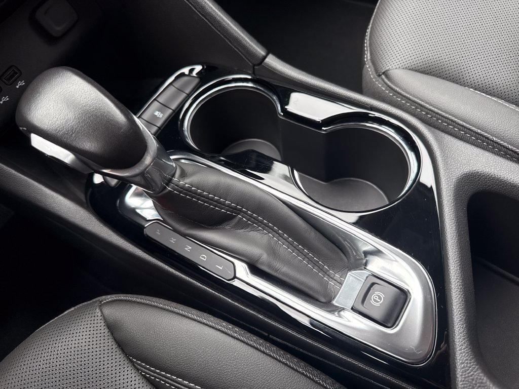 Certified 2024 Buick Encore GX Sport Touring FWD image 25
