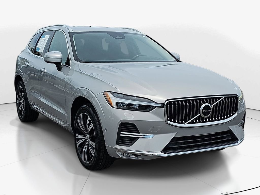 Used 2023 Volvo XC60 B5 Plus w/ Protection Package Premier FWD image 3