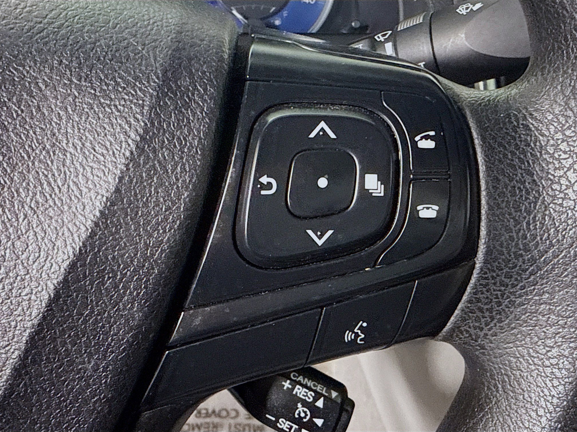 Used 2016 Toyota Camry LE image 15