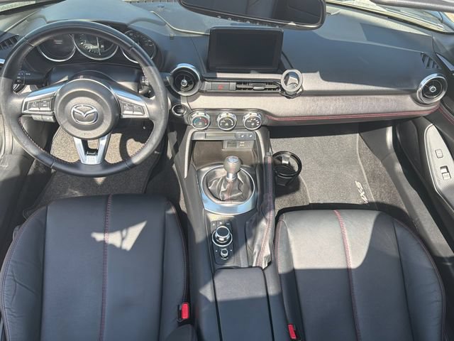 Used 2019 MAZDA MX-5 Miata Grand Touring RWD image 10