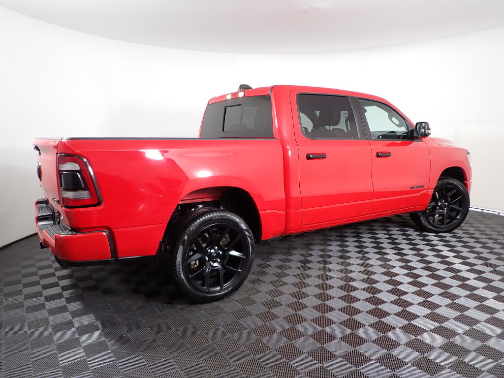 Used 2023 RAM 1500 Laramie AWD/4WD image 18