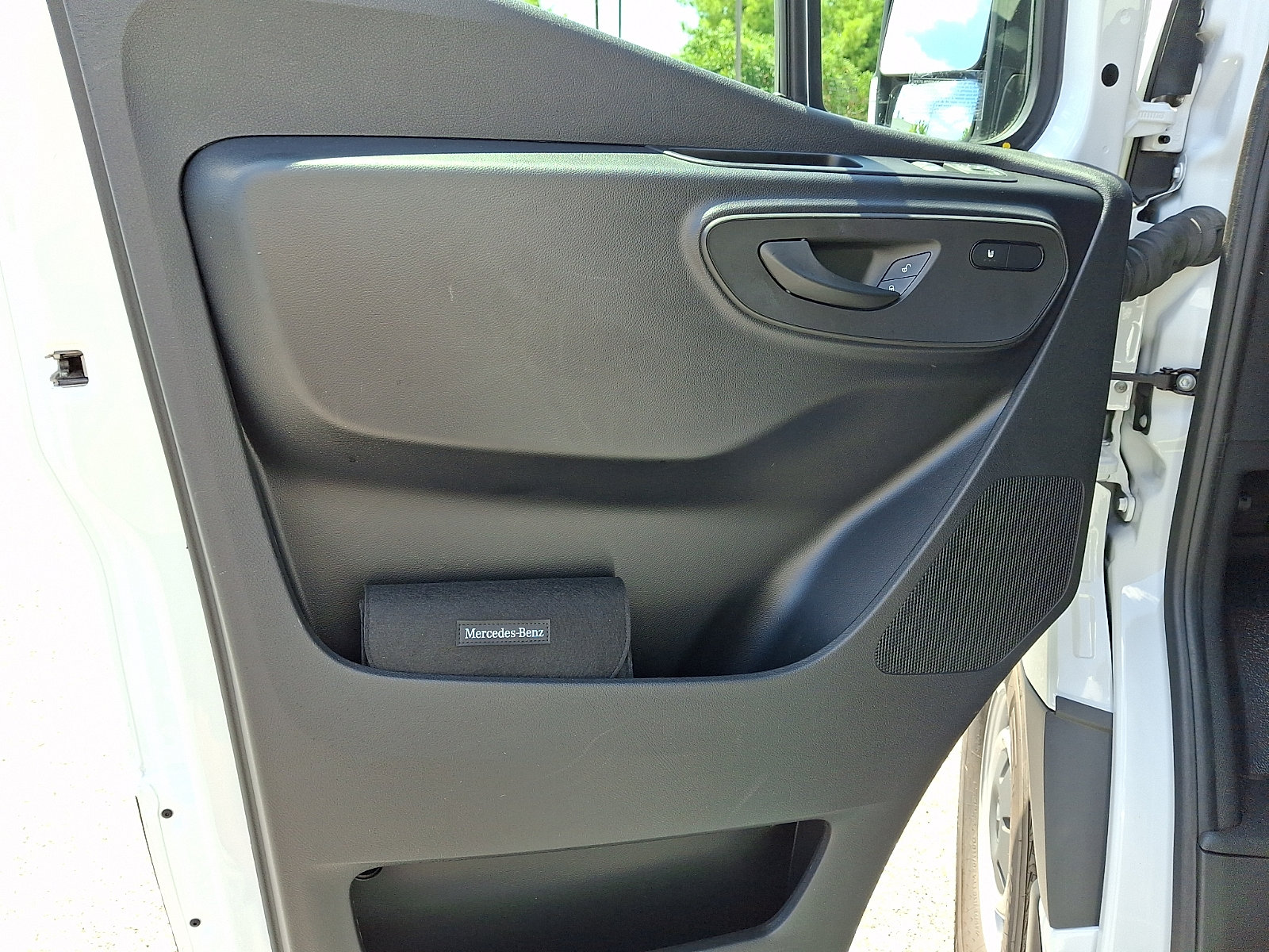 Used 2026 Mercedes-Benz Sprinter 2500 image 13