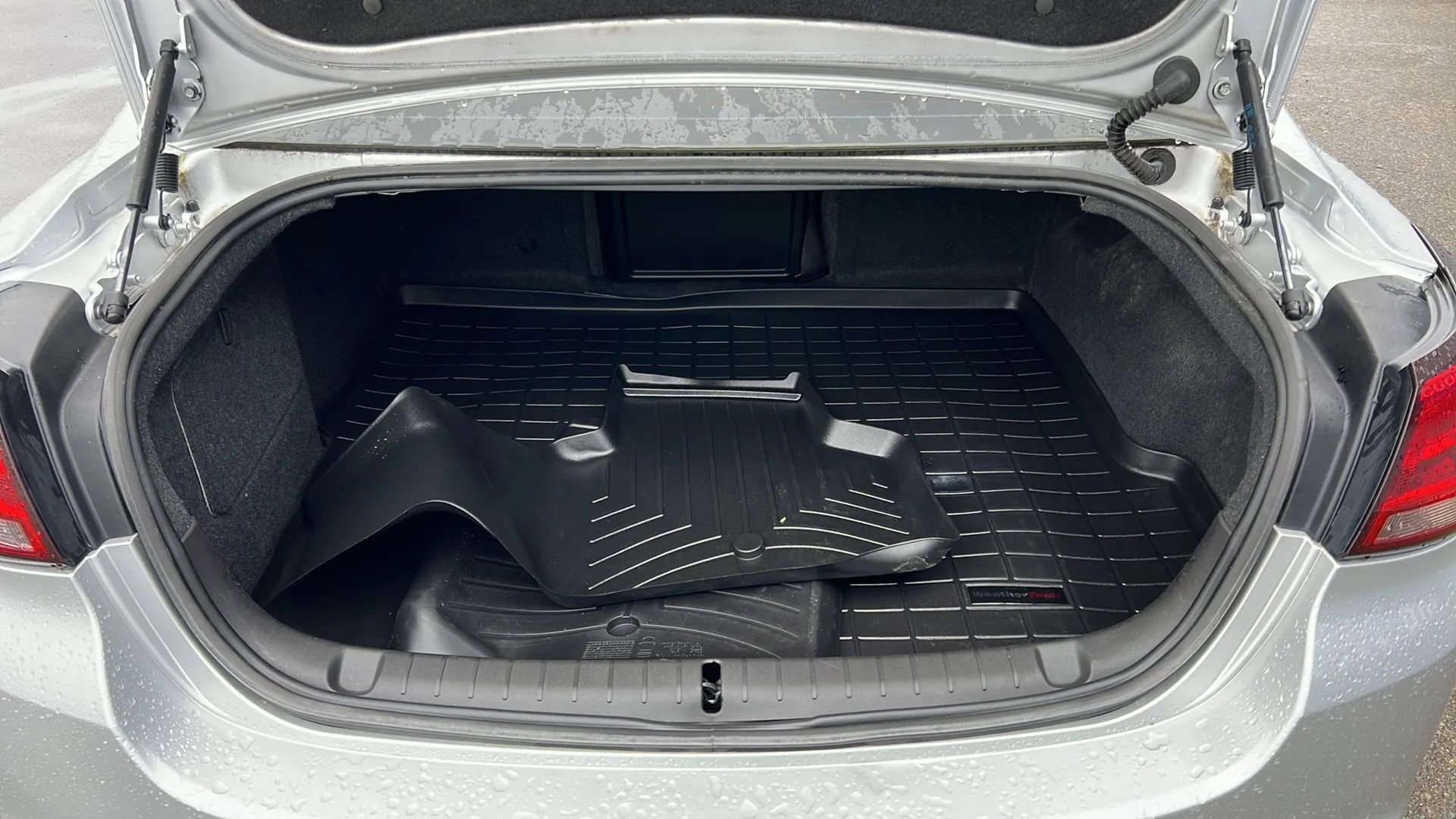 Used 2014 Chevrolet SS RWD image 10