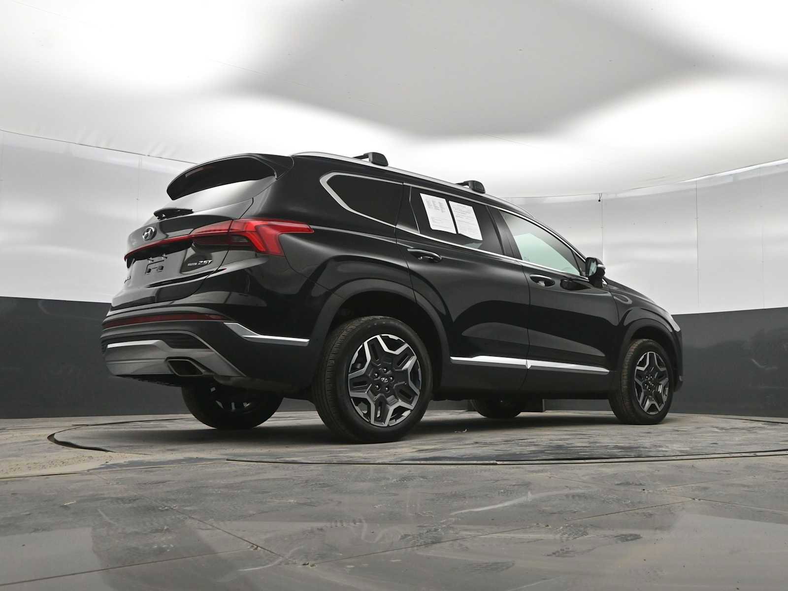 Used 2023 Hyundai Santa Fe Limited AWD/4WD image 36