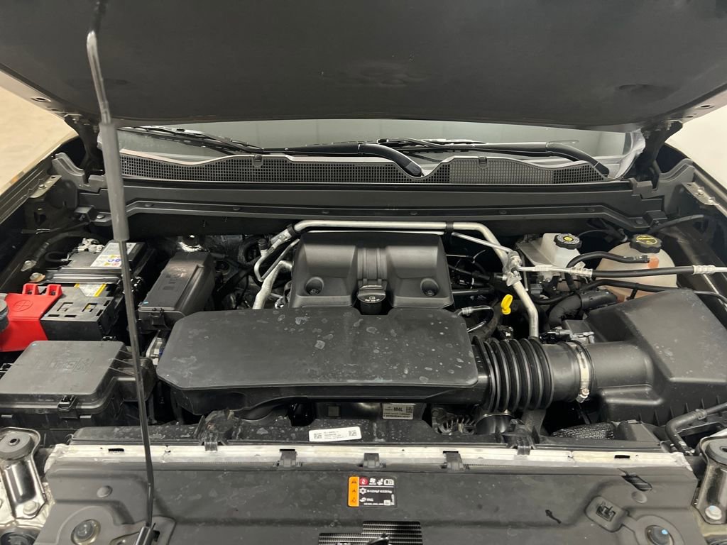 Used 2025 GMC Canyon Denali AWD/4WD image 24
