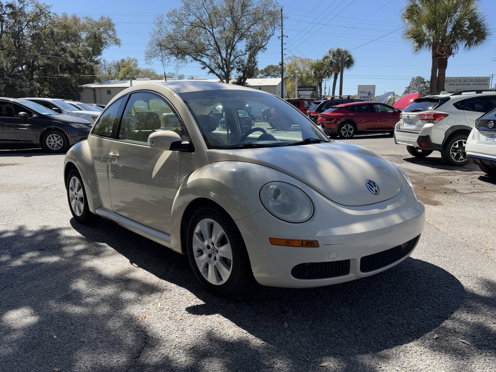 Used 2008 Volkswagen Beetle S image 7