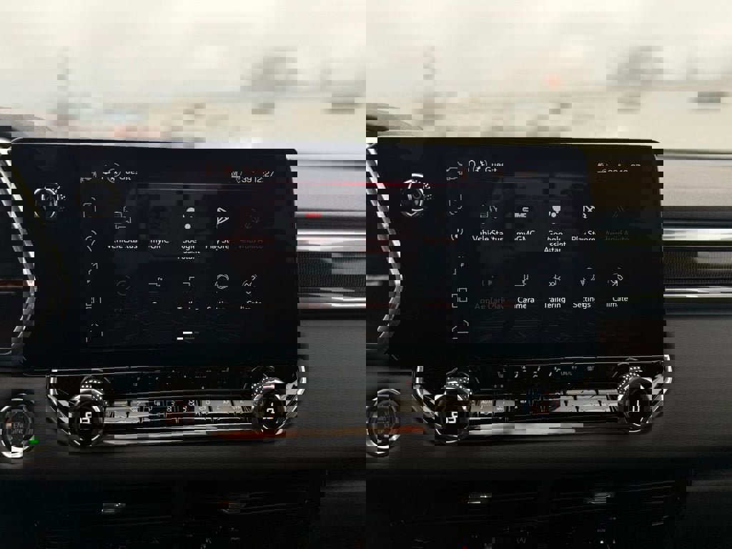 New 2026 GMC Canyon Elevation w/ Convenience Package image 17