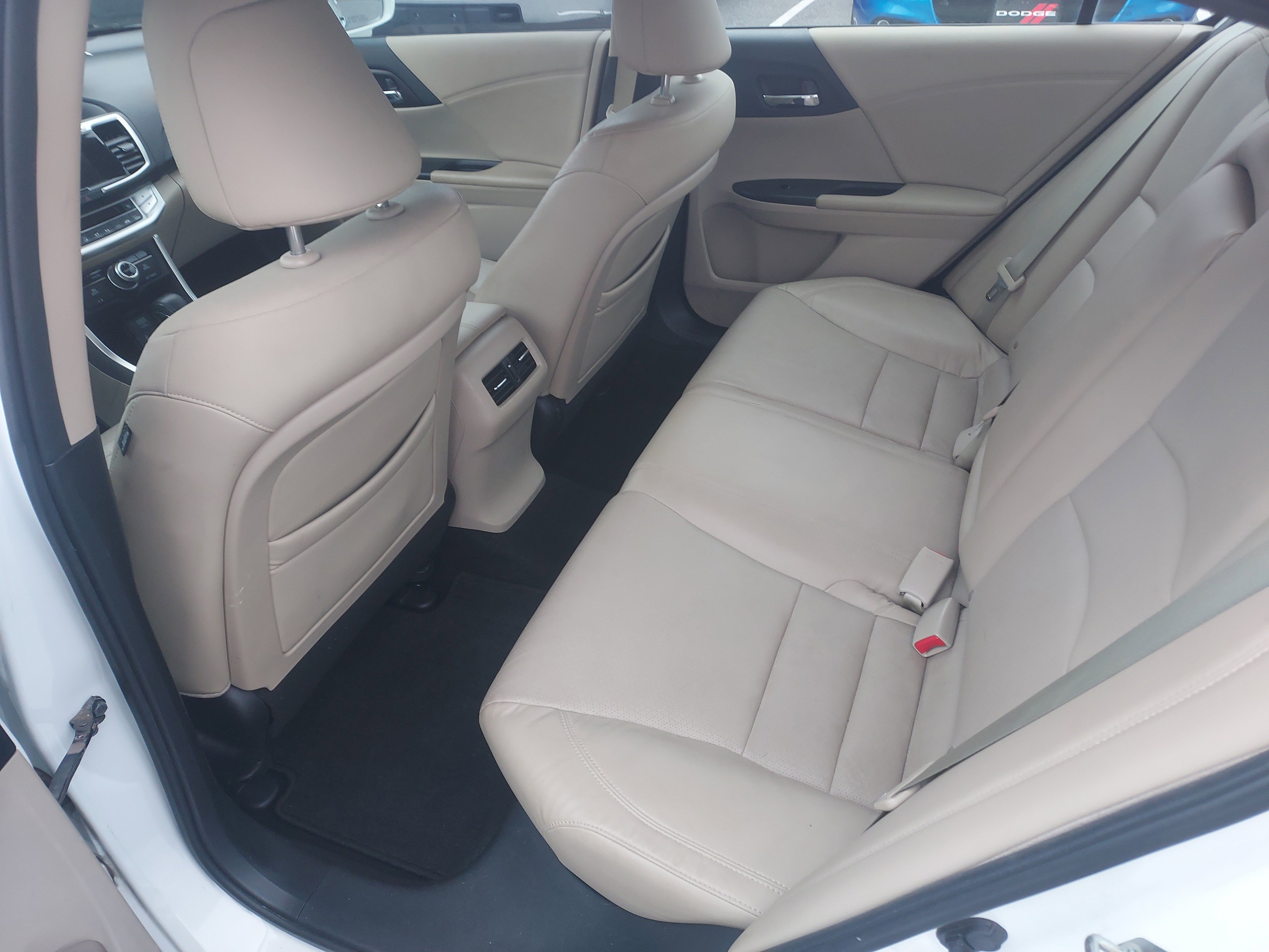 Used 2014 Honda Accord EX-L image 18