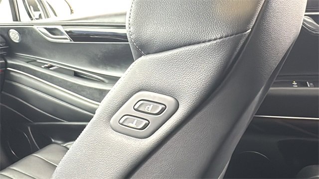 Used 2025 Genesis GV80 2.5T Standard image 37