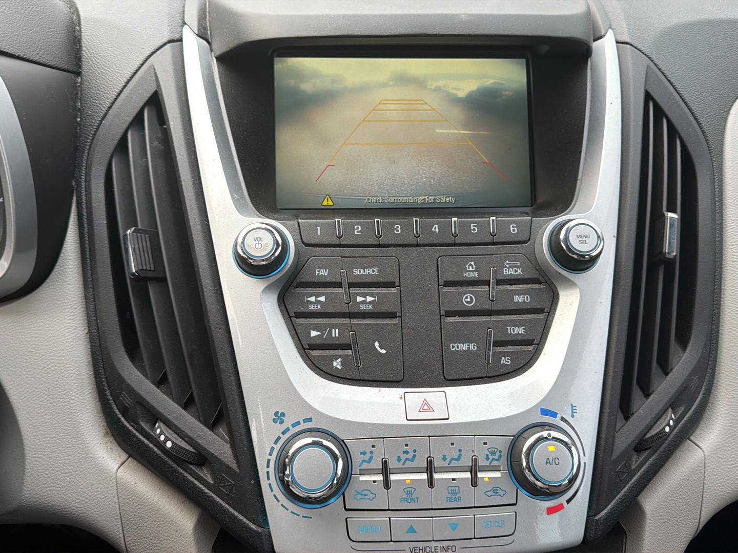 Used 2016 Chevrolet Equinox LS FWD image 12