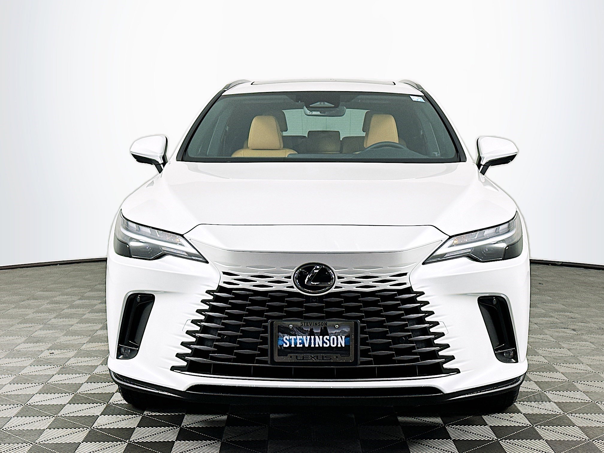 New 2026 Lexus RX 450h AWD image 2