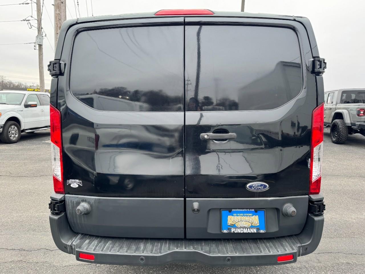 Used 2018 Ford Transit 250 148 Low Roof image 4