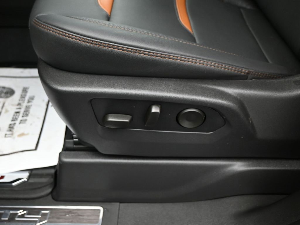 New 2026 GMC Sierra 3500 AT4 w/ AT4 Premium Plus Package image 10