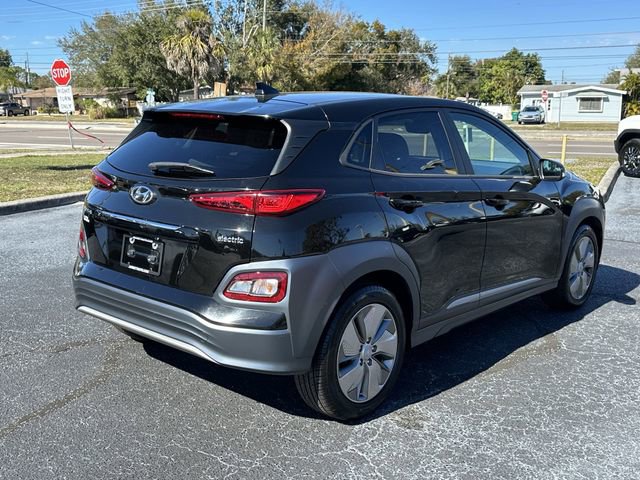 Used 2021 Hyundai Kona Limited image 7