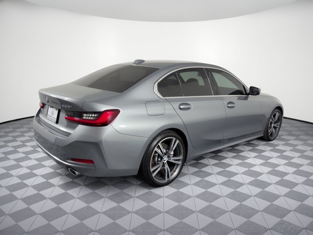 Used 2024 BMW 330i Sedan w/ Convenience Package RWD image 9