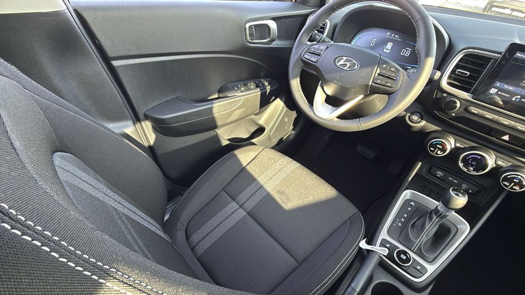 New 2026 Hyundai Venue SEL FWD image 14