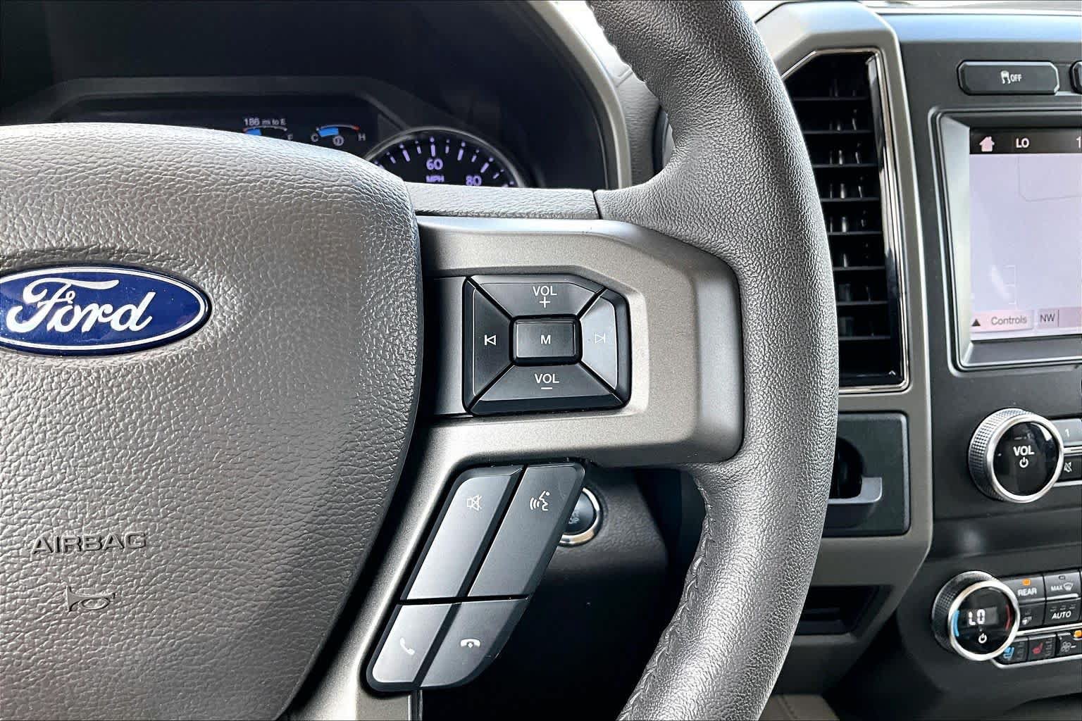 Used 2019 Ford Expedition XLT w/ Equipment Group 202A RWD image 25
