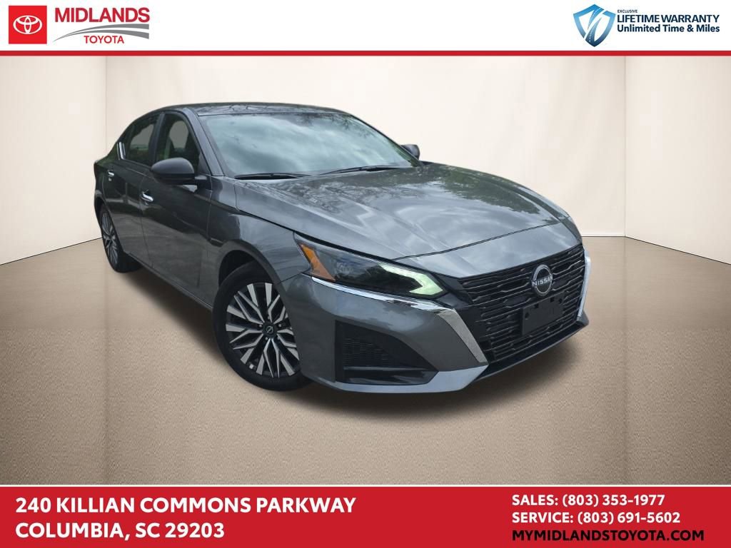 Used 2025 Nissan Altima 2.5 SV