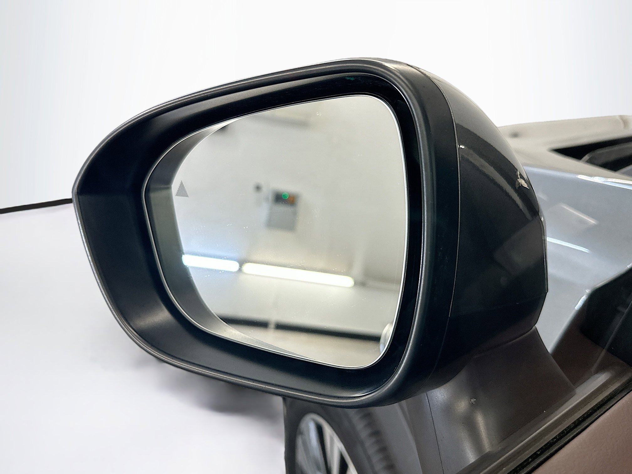 Used 2023 Nissan Rogue SV AWD/4WD image 16