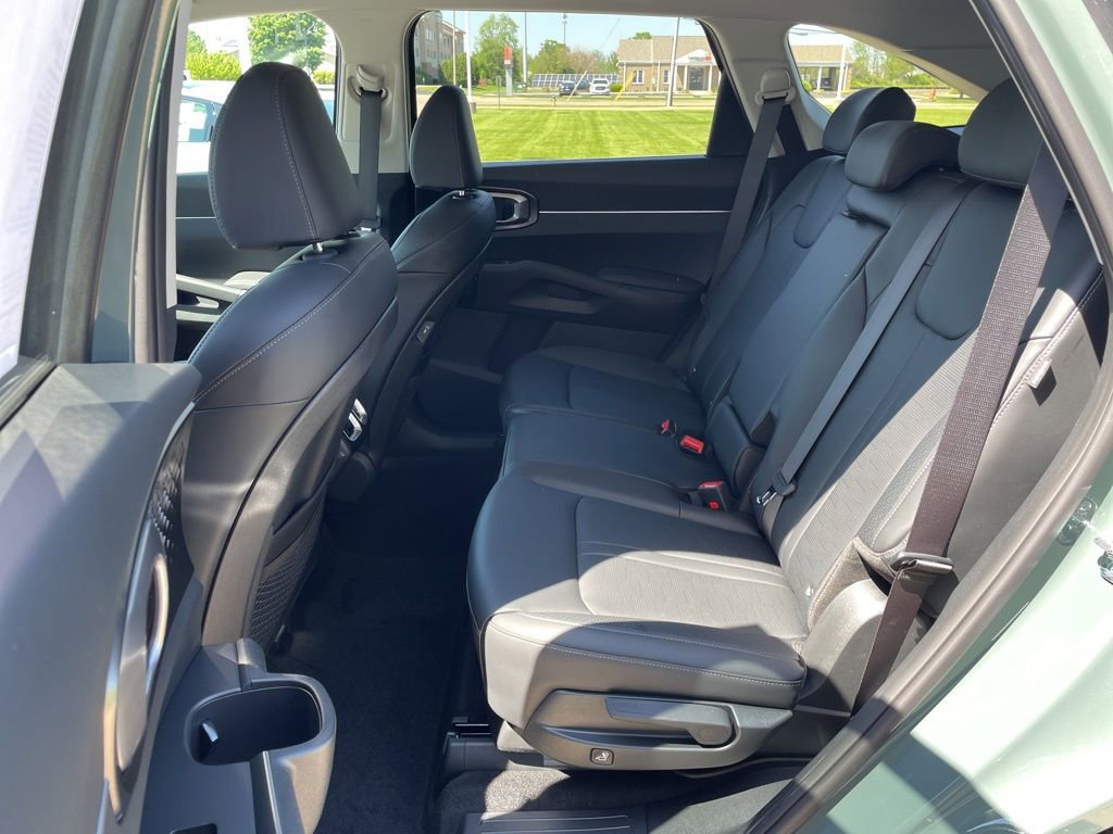 New 2026 Kia Sorento EX AWD/4WD image 10