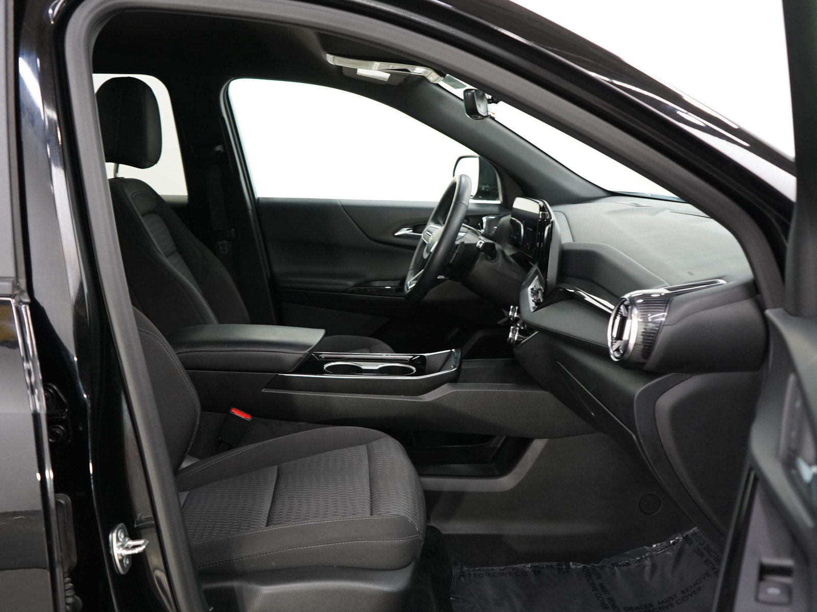 Used 2025 Chevrolet Equinox LT w/ Safety and Technology Package AWD/4WD image 11