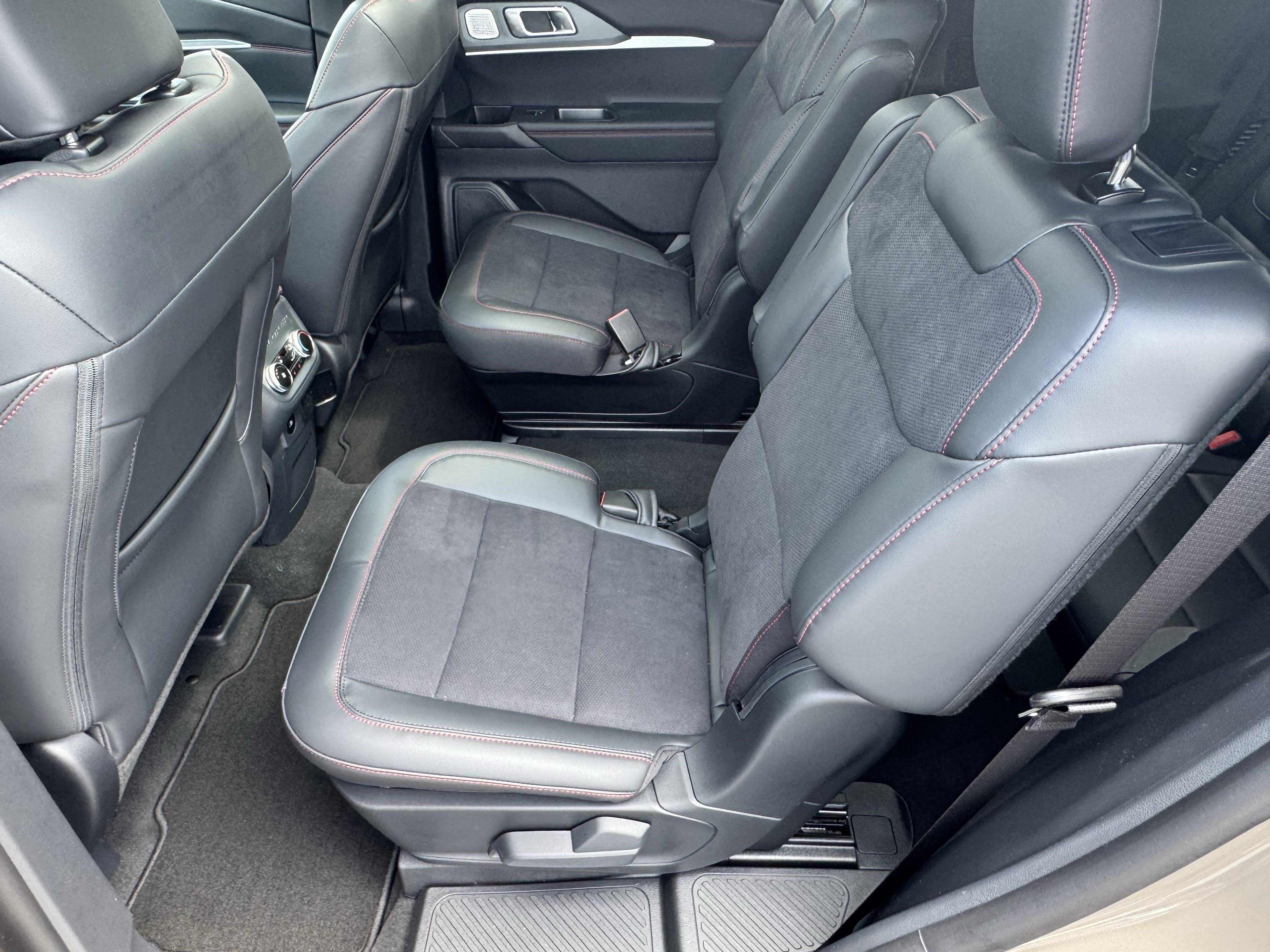 New 2026 Ford Explorer ST w/ Sun And Sound Package AWD/4WD image 25