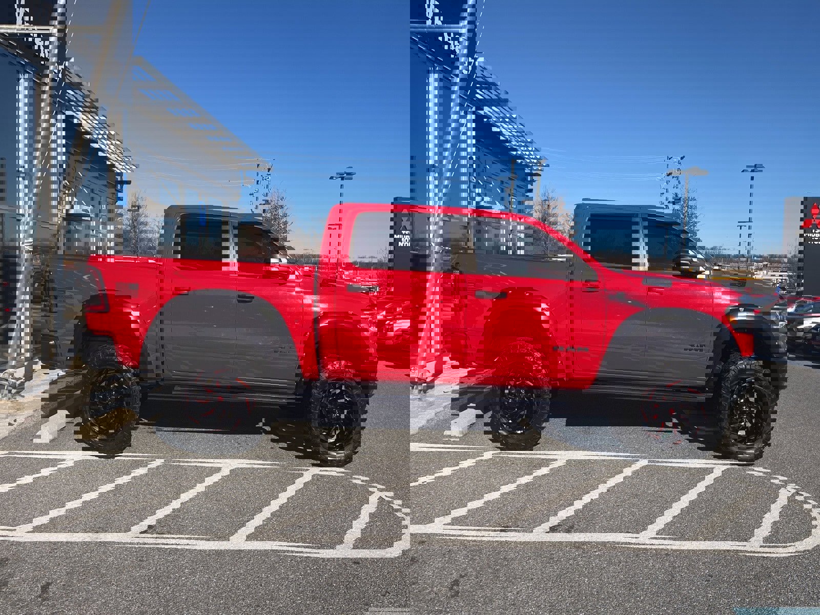 Used 2021 RAM 1500 Big Horn w/ Built-to-serve Edition image 5