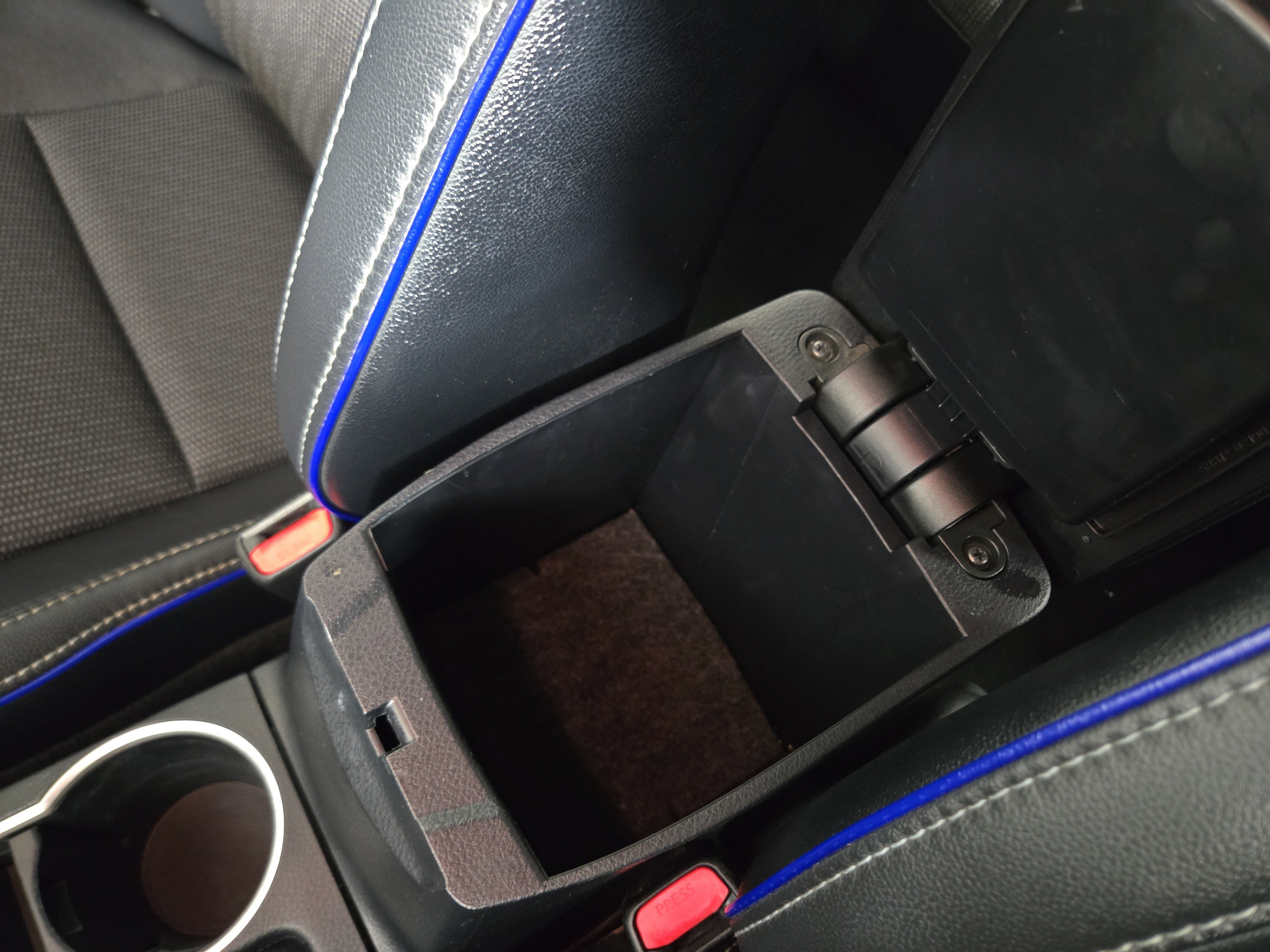 Used 2018 Toyota Corolla L image 29