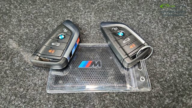 Used 2025 BMW M340i Sedan RWD image 58