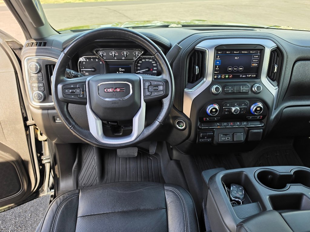 Used 2020 GMC Sierra 2500 SLT w/ Gooseneck/5TH Wheel Package AWD/4WD image 16