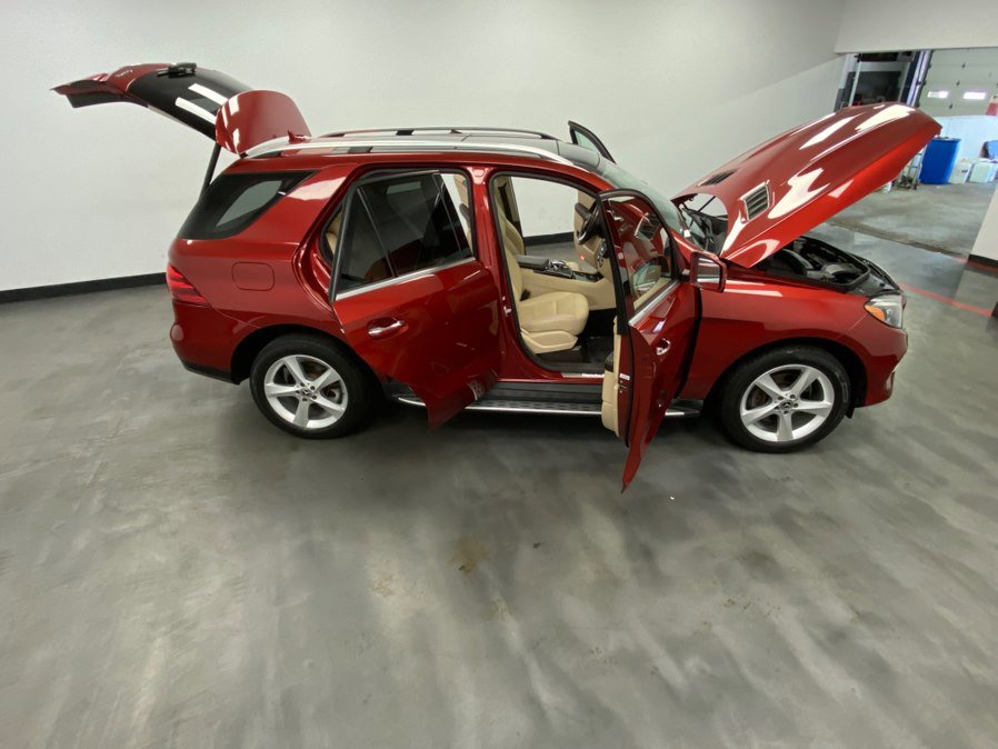 Used 2017 Mercedes-Benz GLE 350 4MATIC w/ Premium 2 Package image 54