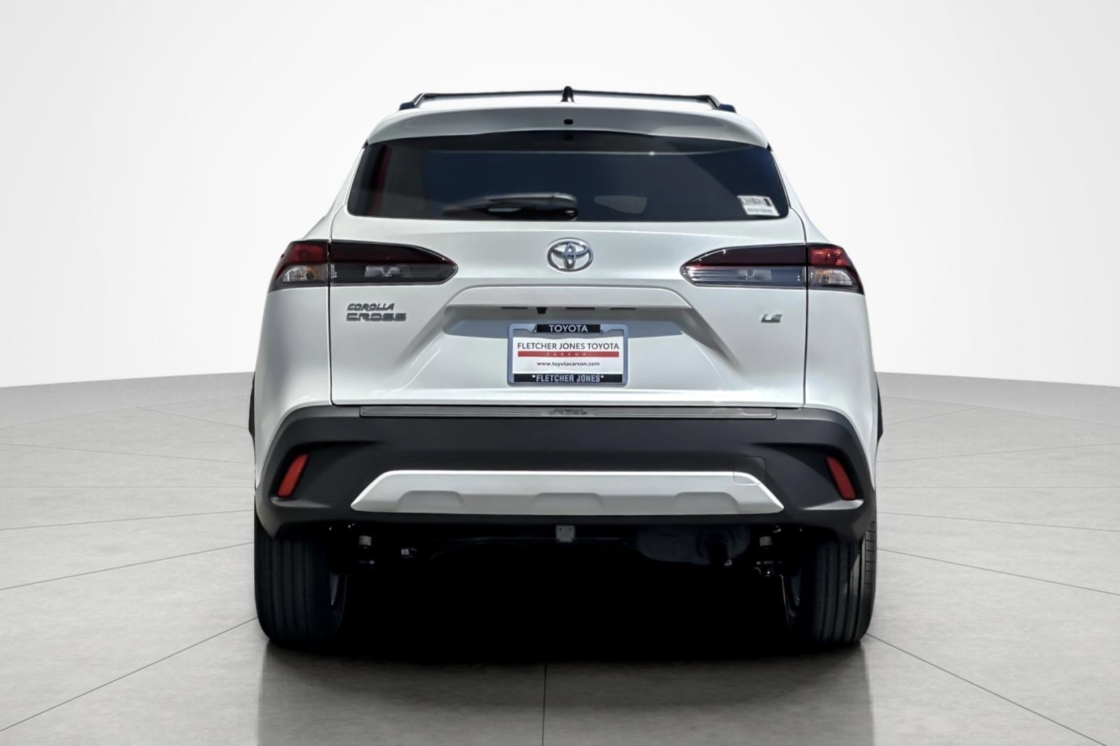 New 2026 Toyota Corolla Cross LE FWD image 4