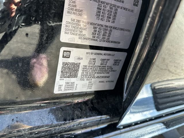 Used 2025 GMC Sierra 1500 SLT w/ SLT Premium Plus Package image 23