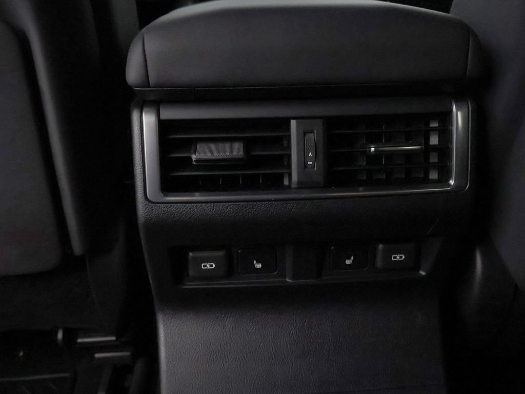 Used 2024 Lexus GX 550 AWD/4WD image 37