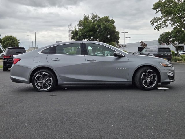 Used 2023 Chevrolet Malibu LT FWD image 3