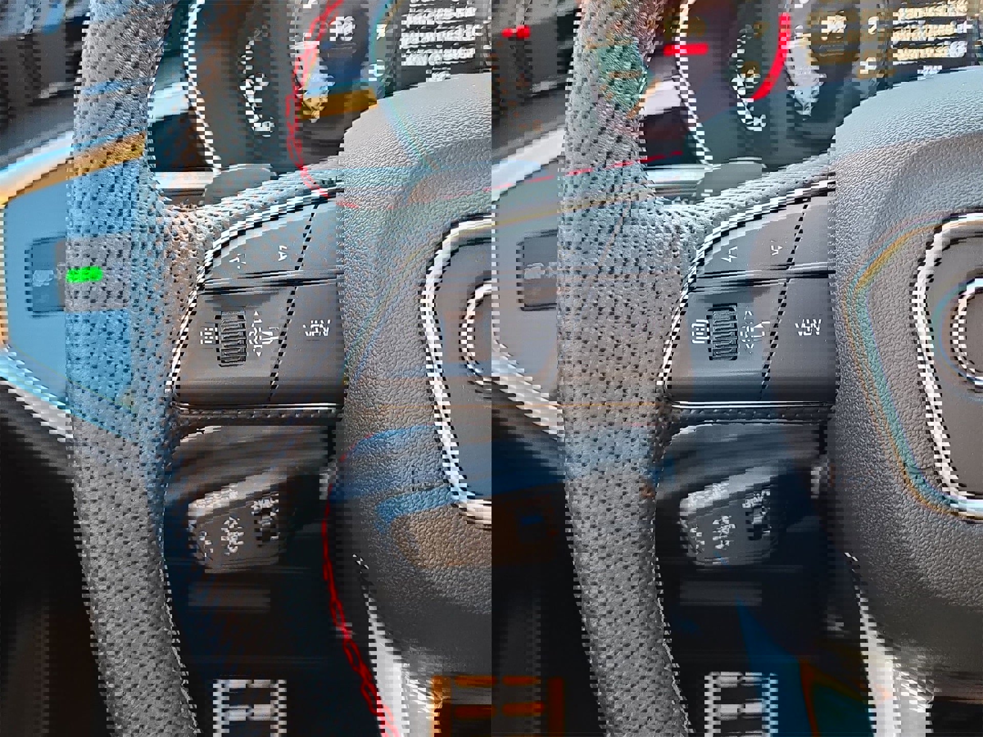 New 2025 Audi Q3 2.0T Premium Plus image 21