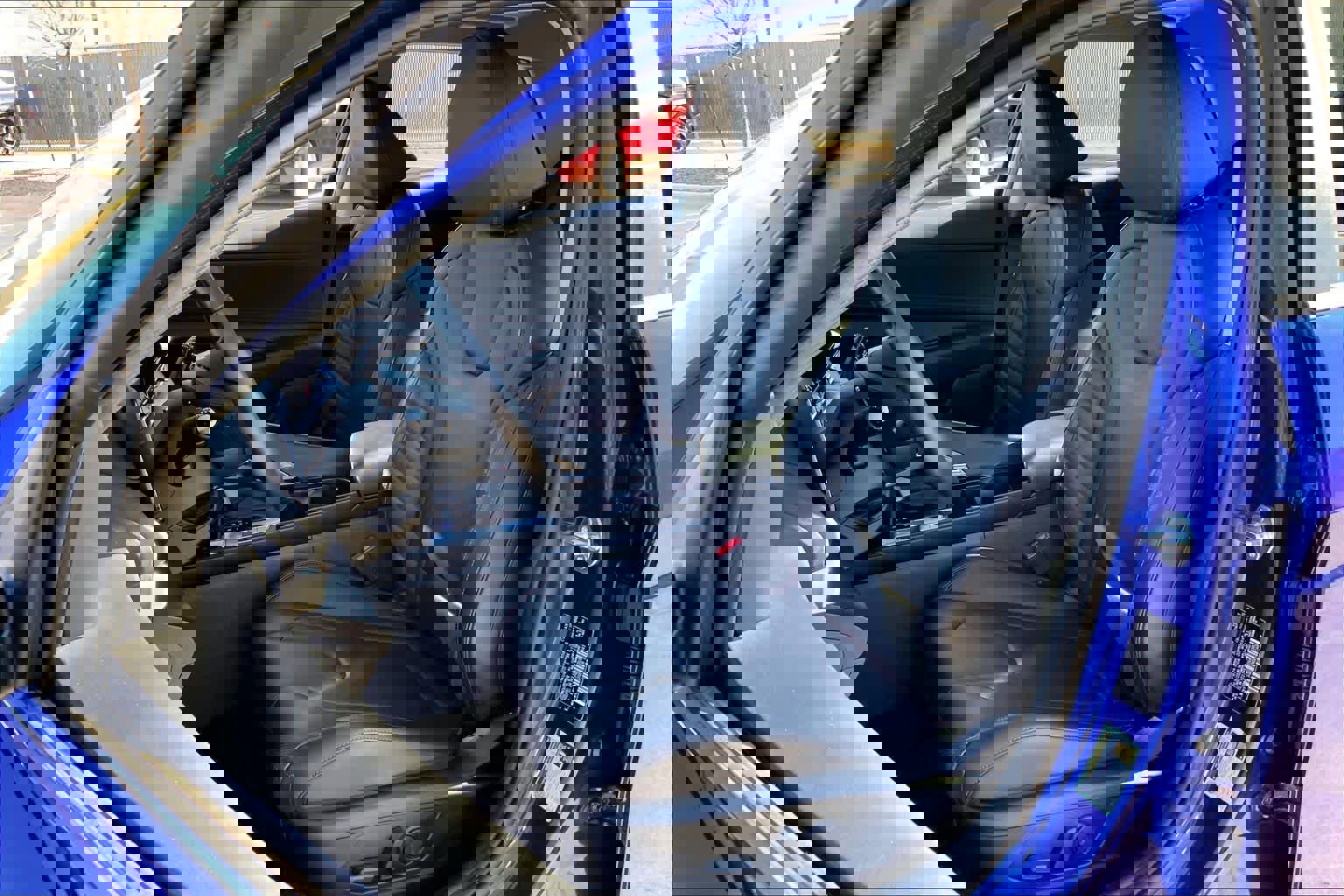 Used 2025 Hyundai Elantra Limited image 8