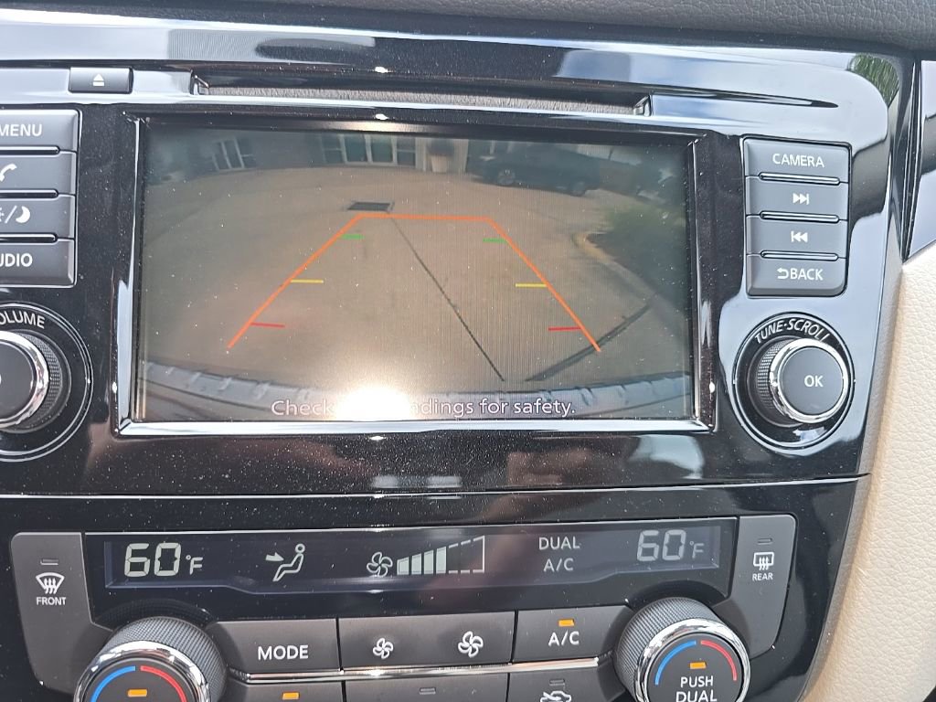 Used 2019 Nissan Rogue Sport SV FWD image 20