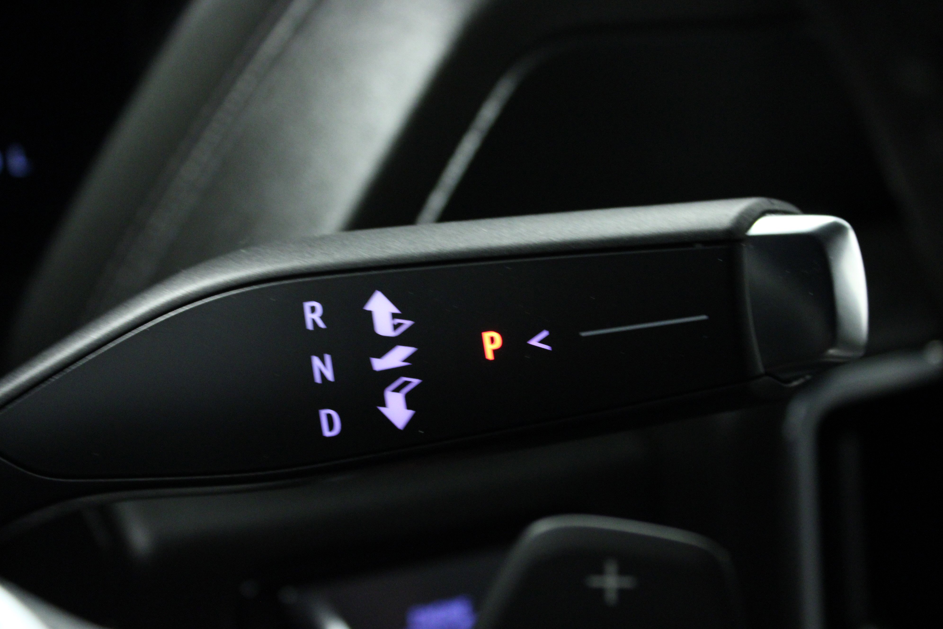 Used 2025 GMC Yukon Denali w/ Advanced Technology Package image 25