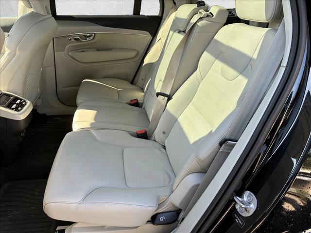 Used 2023 Volvo XC90 B5 Core w/ Protection Package Premier AWD/4WD image 13